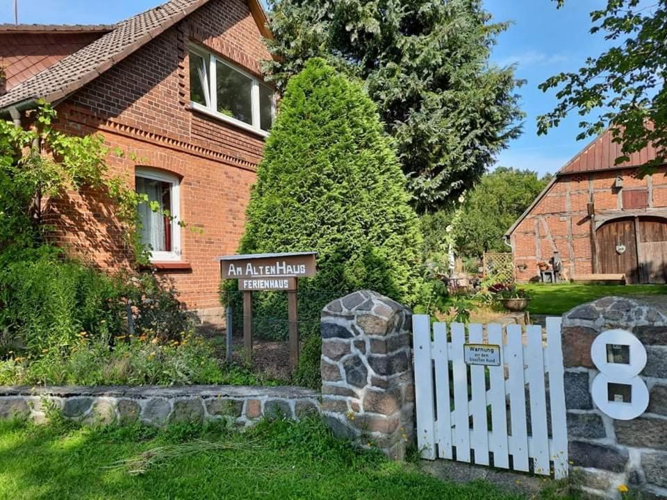 Am Alten Haus 알텐메딩겐 외부 사진